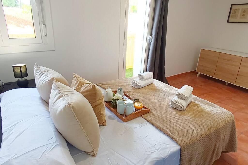 Апартаменты Apartamento En Рода-де-Бара Экстерьер фото