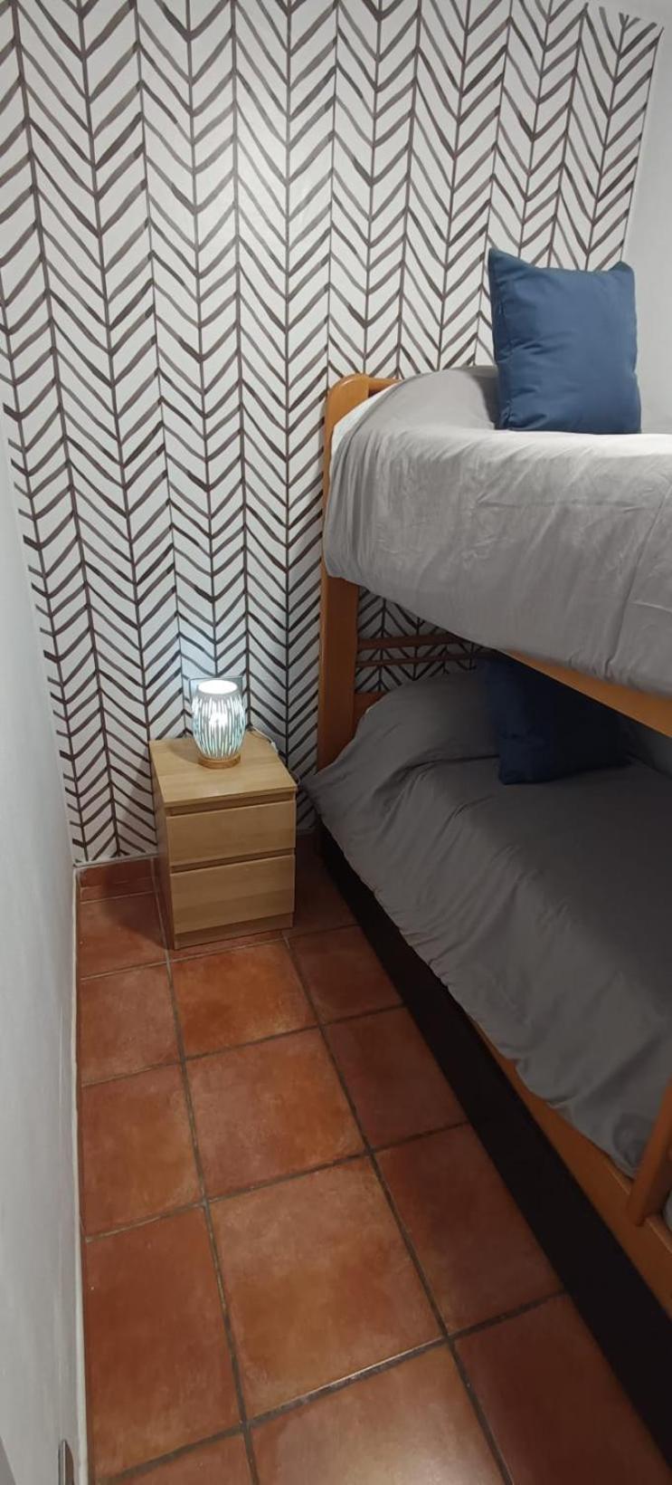 Апартаменты Apartamento En Рода-де-Бара Экстерьер фото