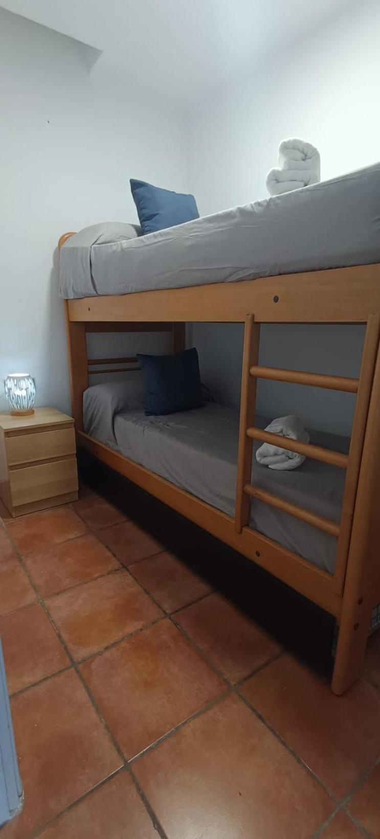 Апартаменты Apartamento En Рода-де-Бара Номер фото